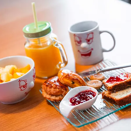 Ibis Styles Montmartre Nord Parigi