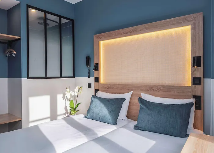 イビス スタイルズ モンマルトル ノール