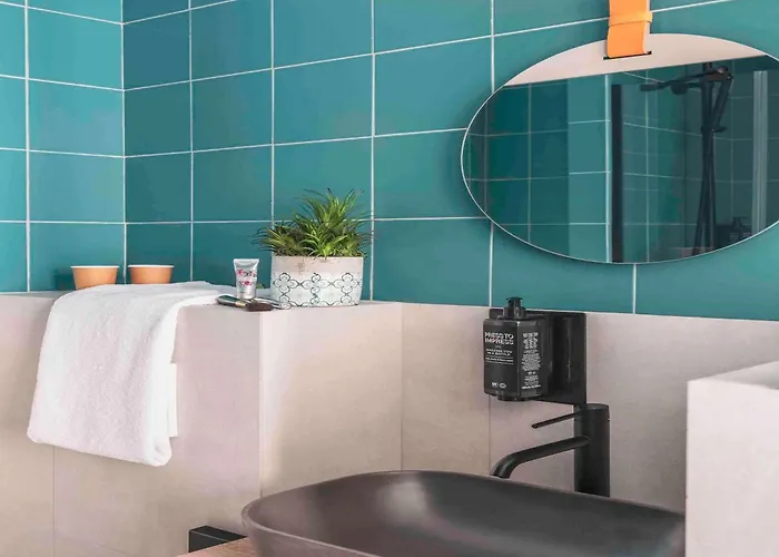 ホテル イビス スタイルズ モンマルトル ノール パリ