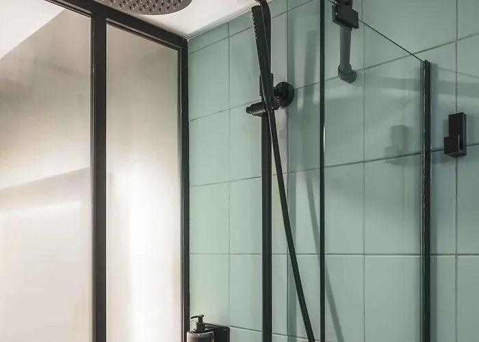 イビス スタイルズ モンマルトル ノール